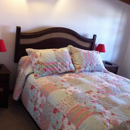 Hostal Valentino Villarrica Exterior foto