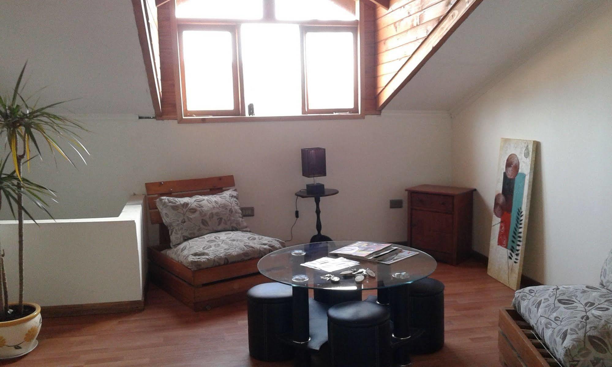 Hostal Valentino Villarrica Exterior foto