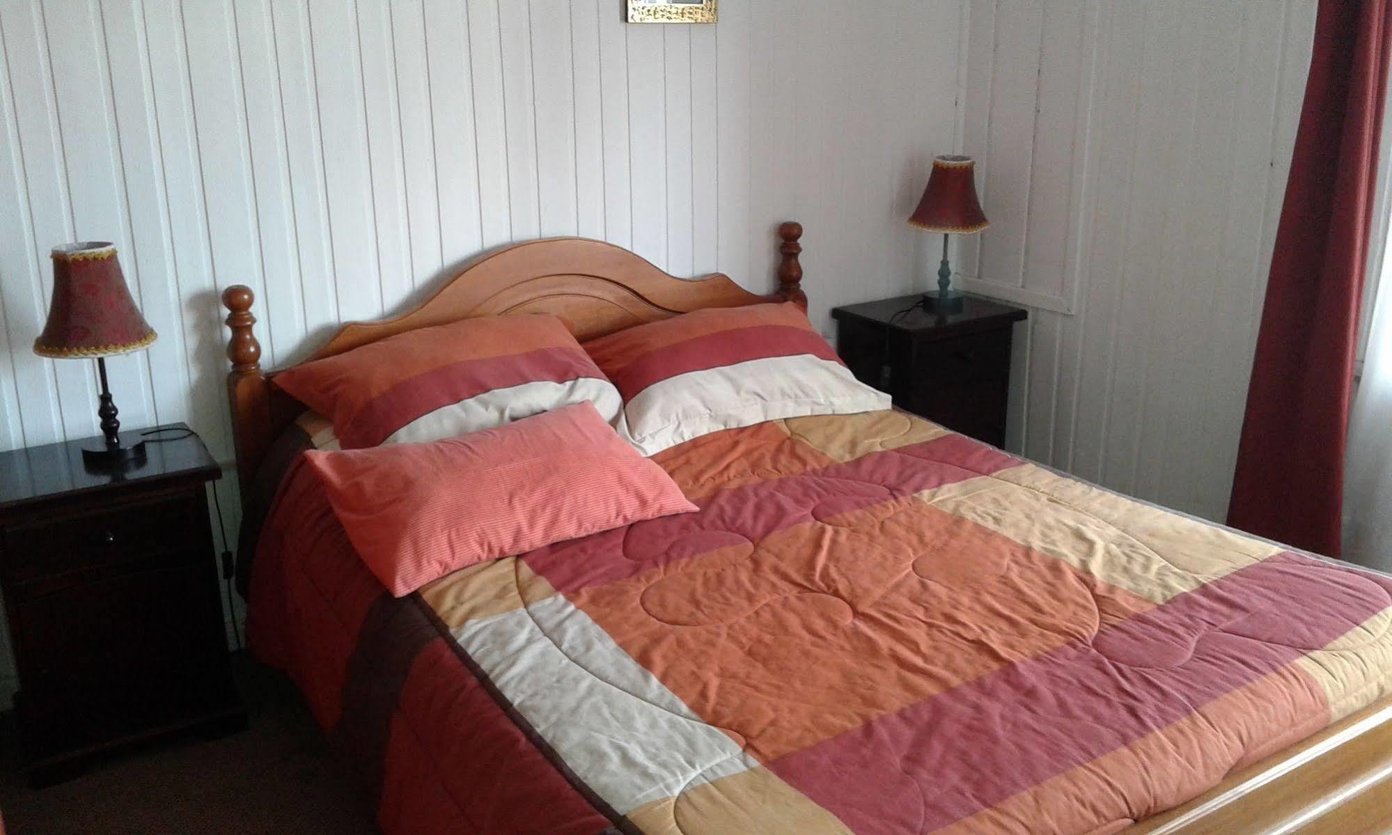 Hostal Valentino Villarrica Exterior foto