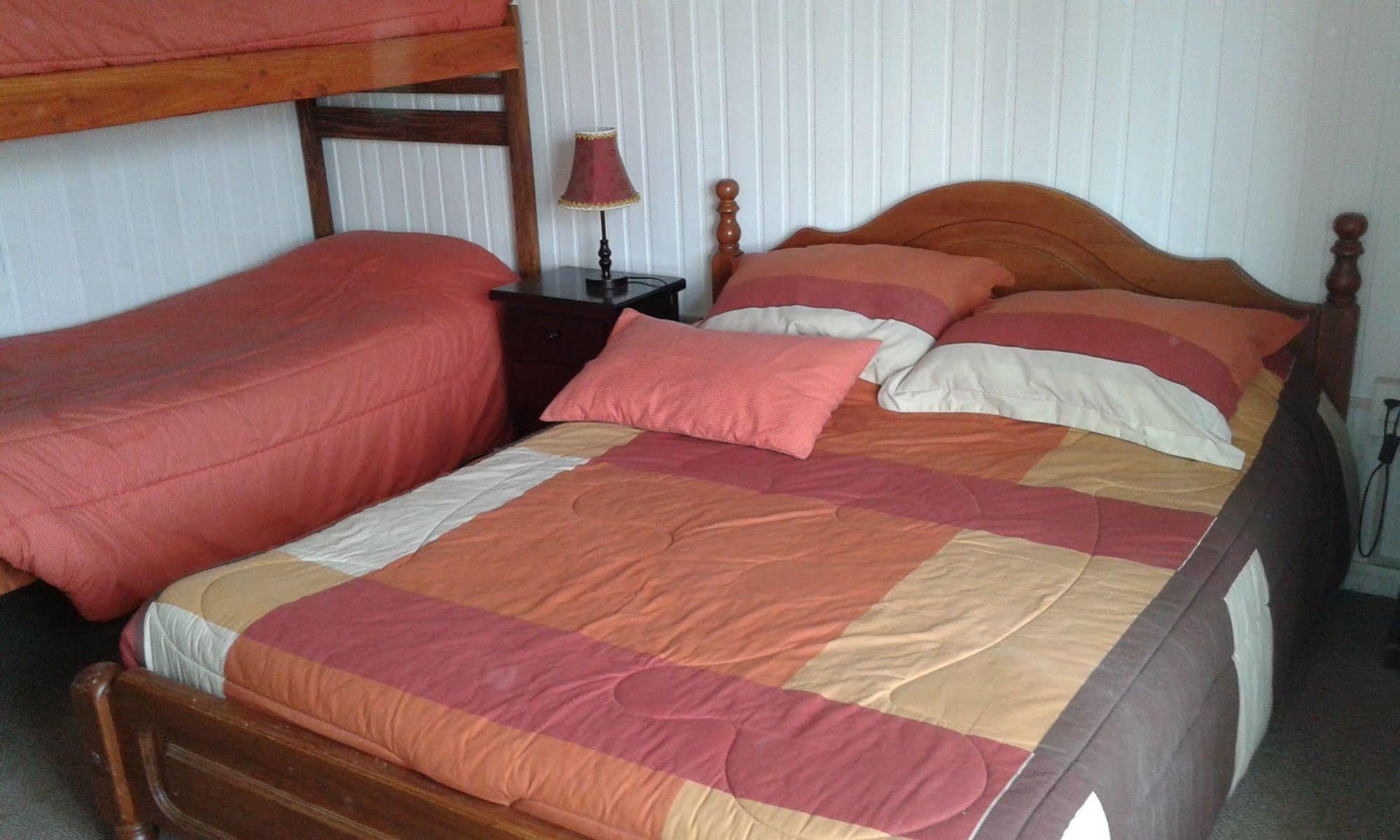 Hostal Valentino Villarrica Exterior foto