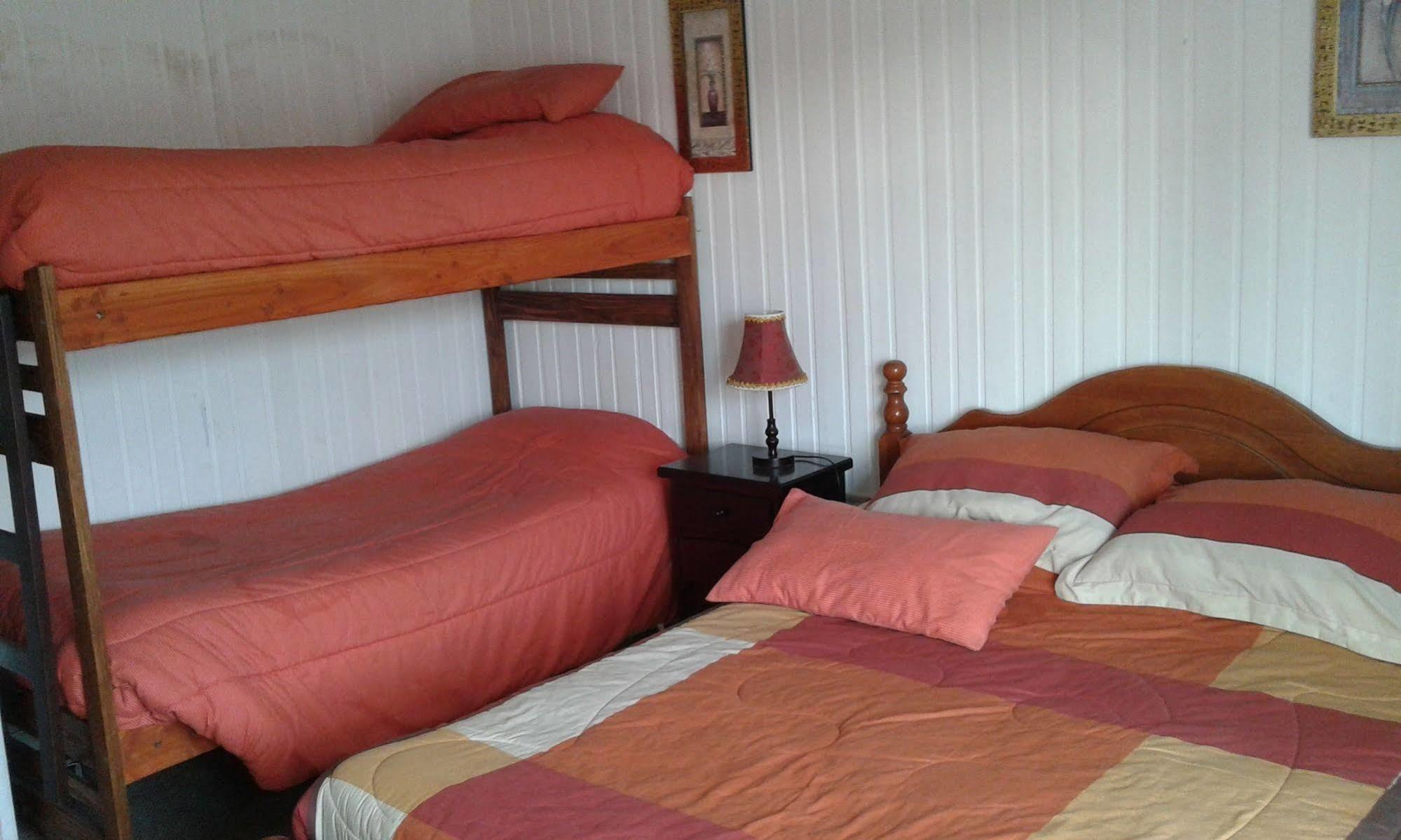 Hostal Valentino Villarrica Exterior foto